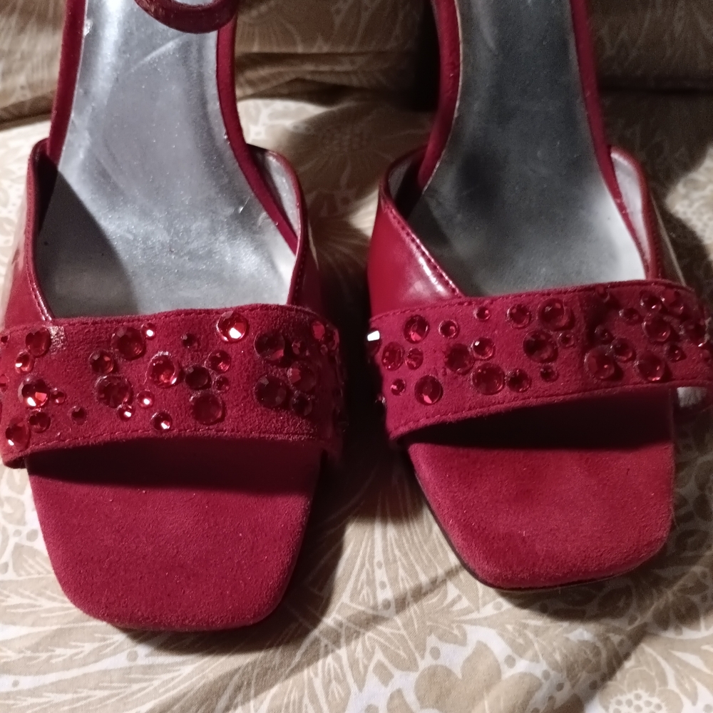 AK ANNE KLEIN heels red suede bling Swarovski crystal high shoes - 8